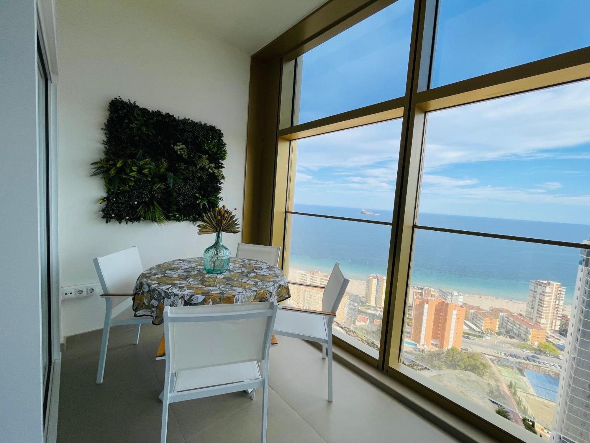 Intempo Sky: Surcando El Cielo Benidorm Extérieur photo
